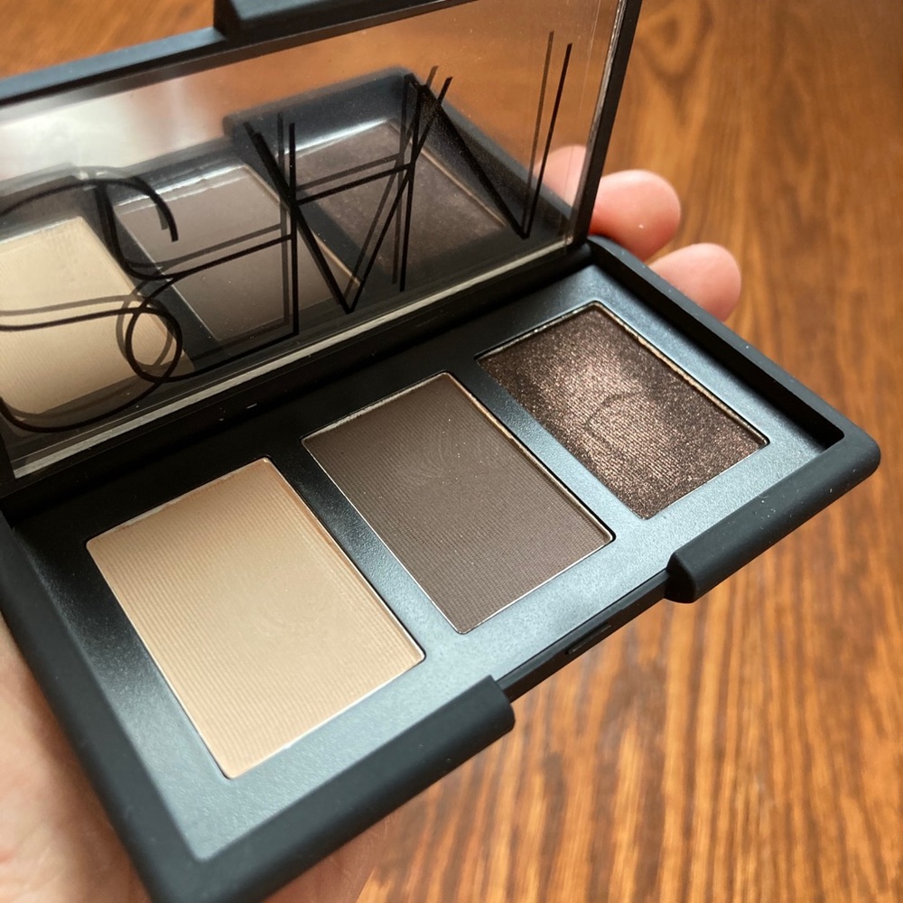 Nars smokey eye kit